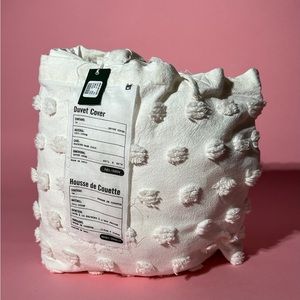 White duvet cover from urban outfitters